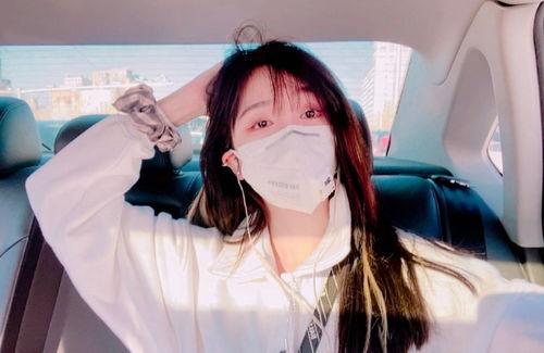 吴宣仪自拍吃瓜视频,揭秘明星日常幕后趣事