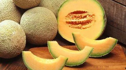 吃哈密瓜吗搞笑原视频,笑料百出，趣味横生！